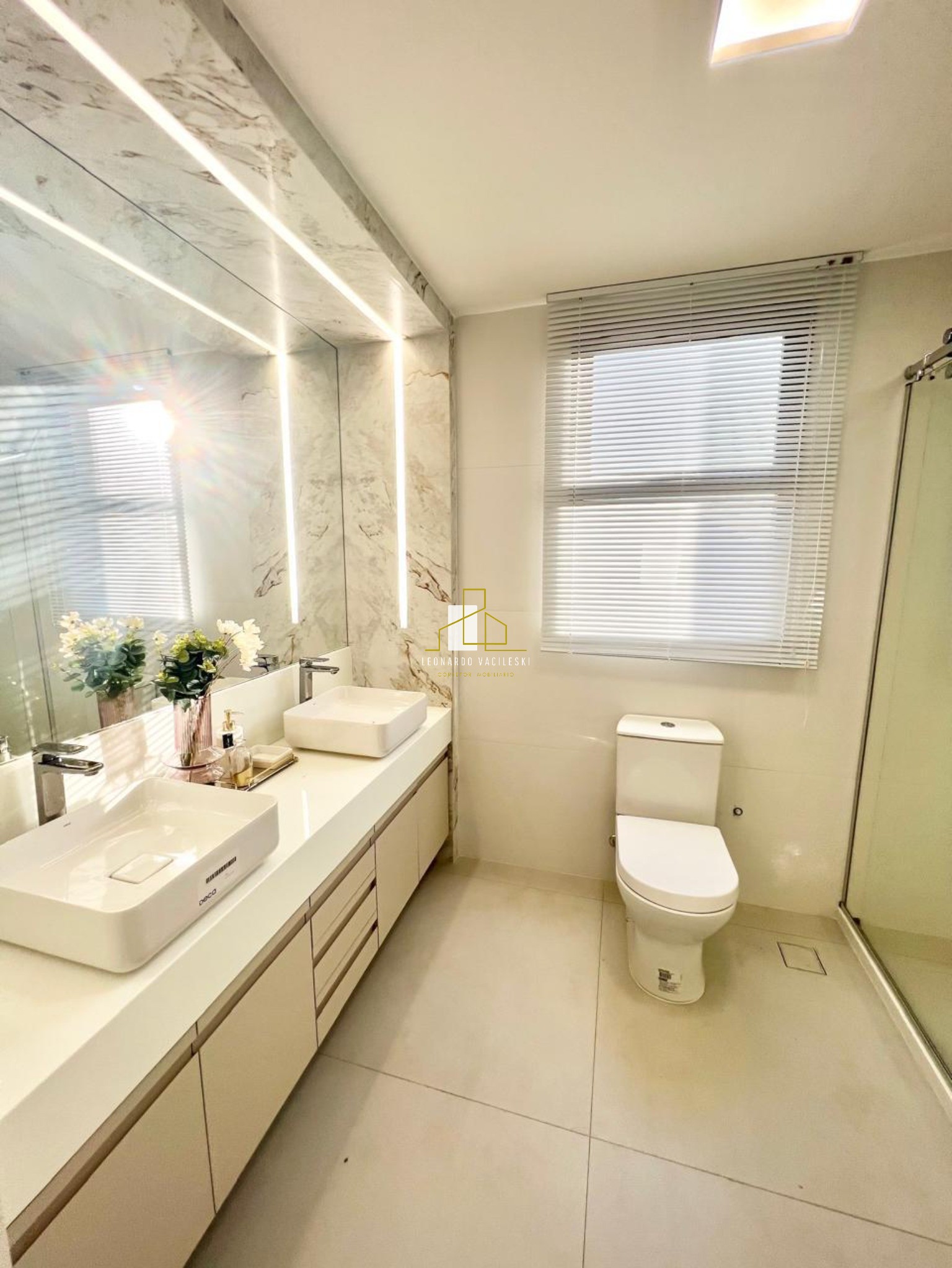 Cobertura à venda com 4 quartos, 330m² - Foto 22