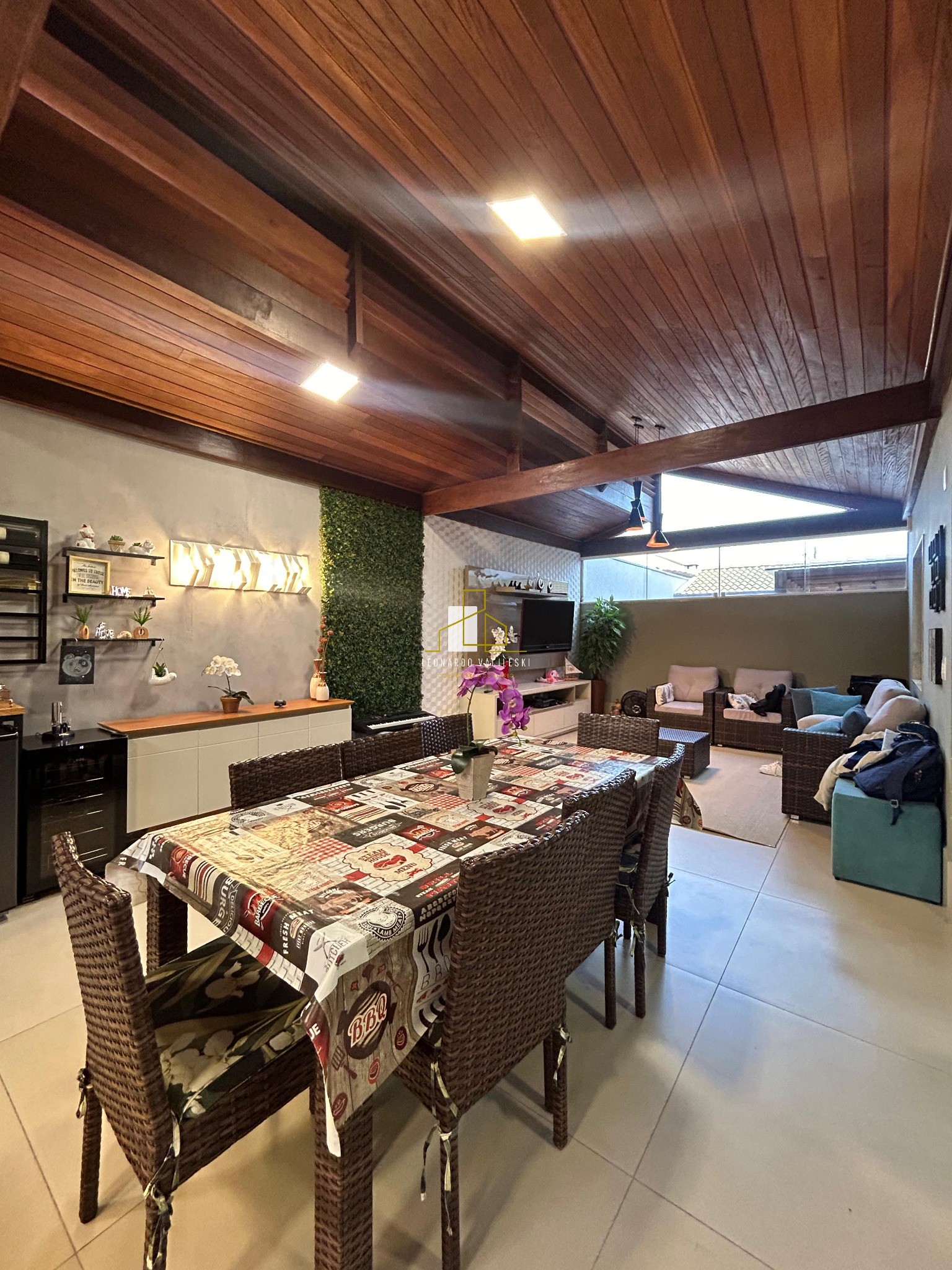 Casa, 4 quartos, 230 m² - Foto 6