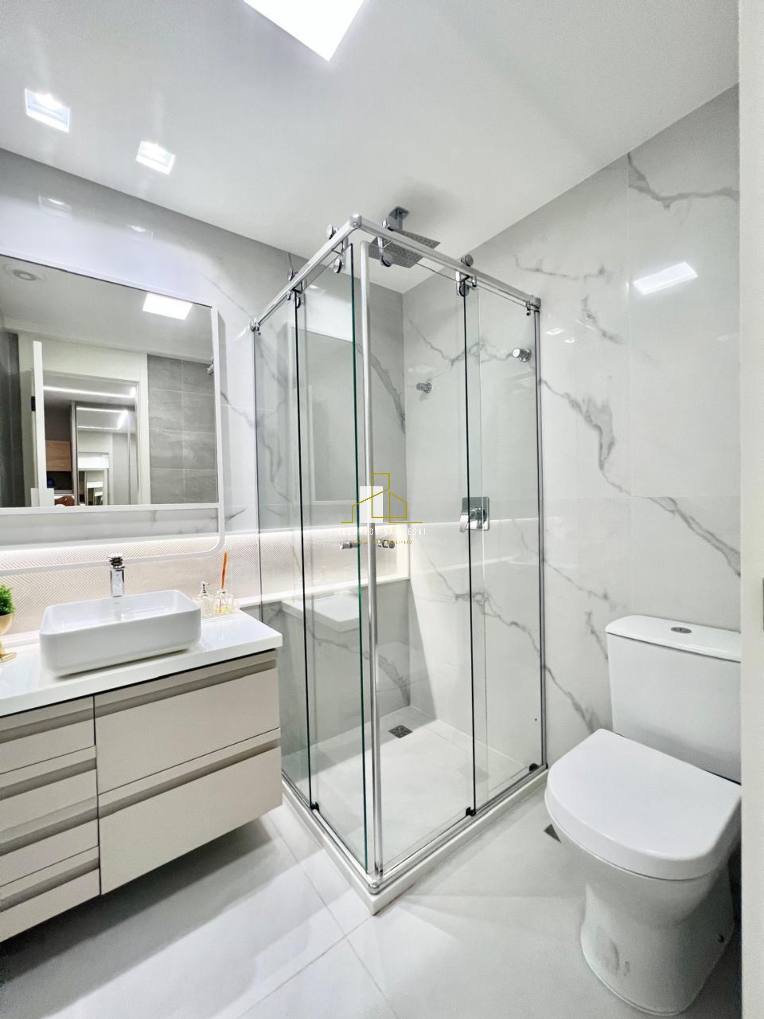 Cobertura à venda com 4 quartos, 330m² - Foto 27