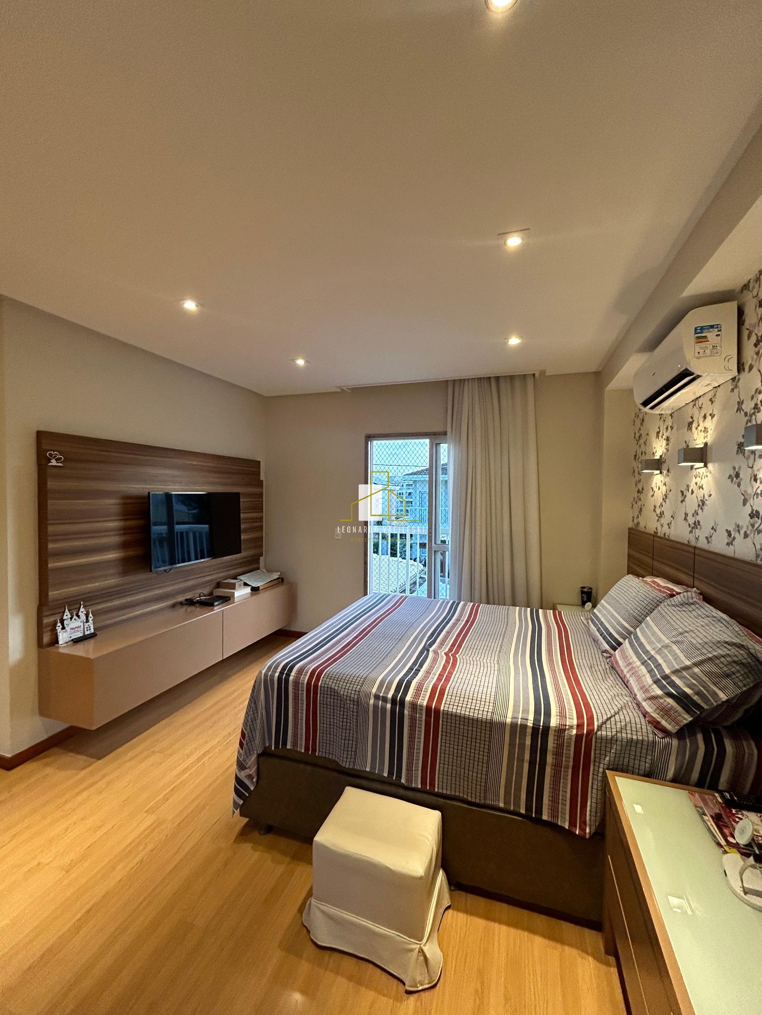 Casa, 4 quartos, 230 m² - Foto 16