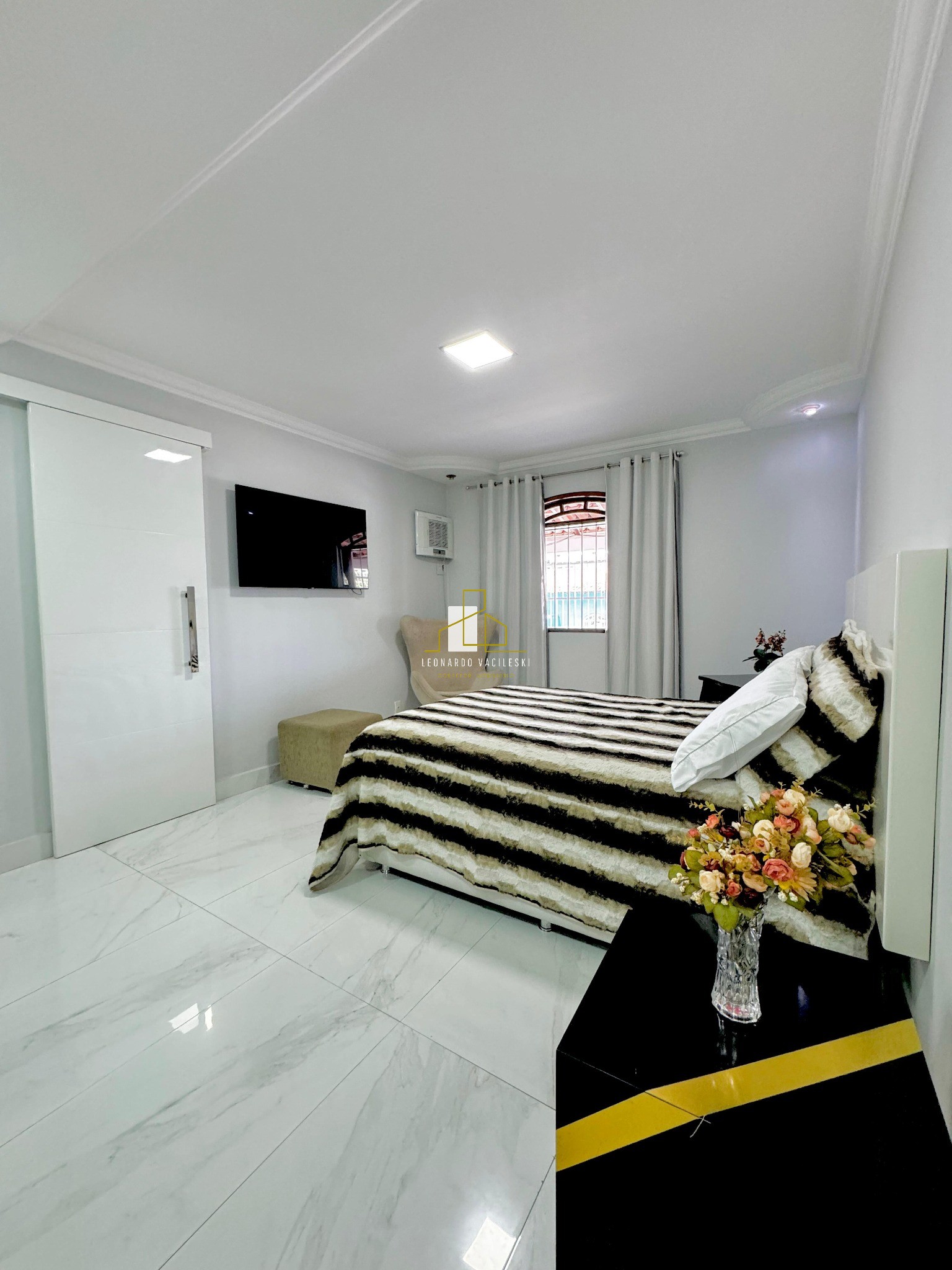 Casa, 3 quartos, 248 m² - Foto 9