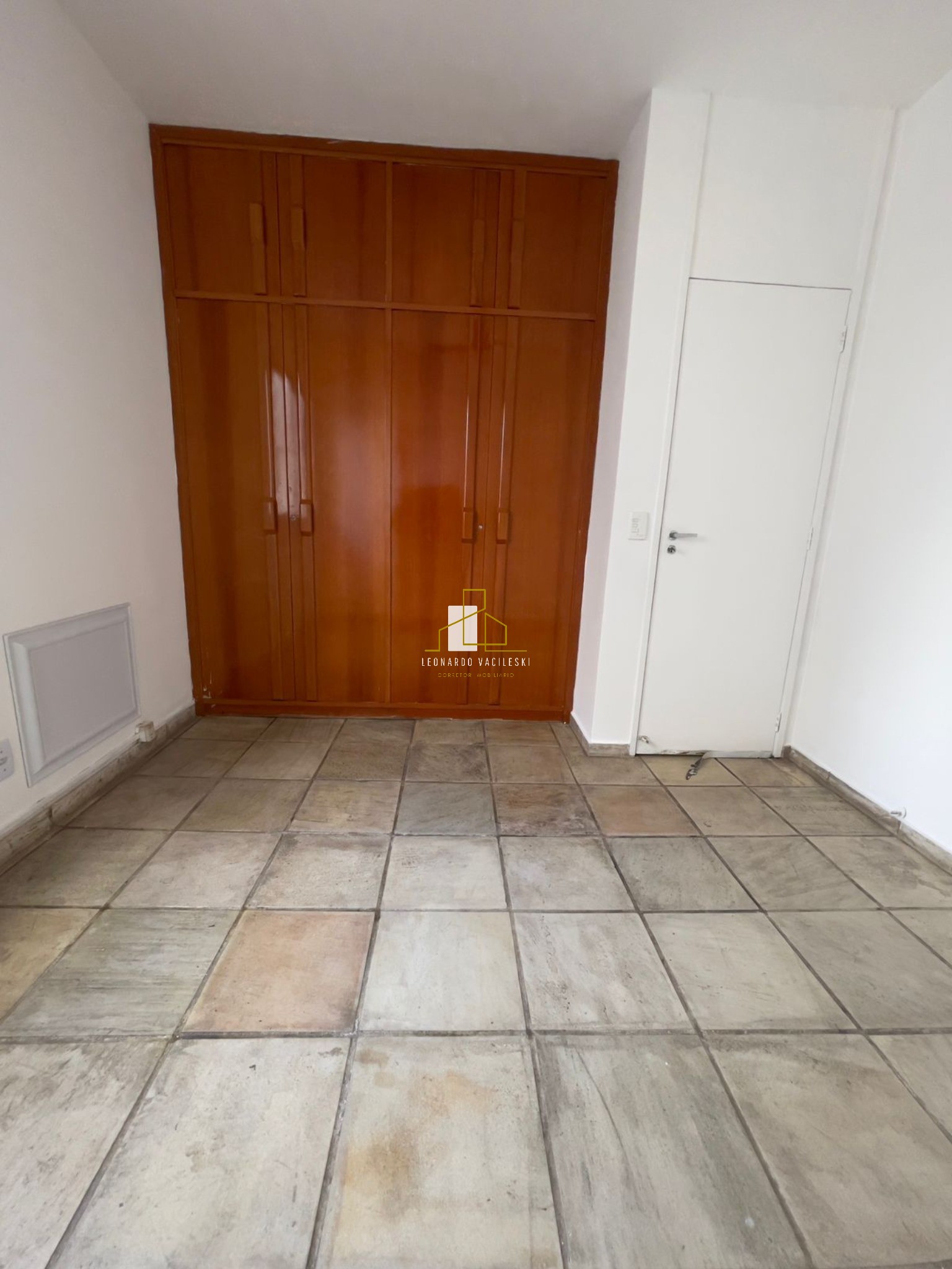 Apartamento à venda com 3 quartos, 70m² - Foto 11