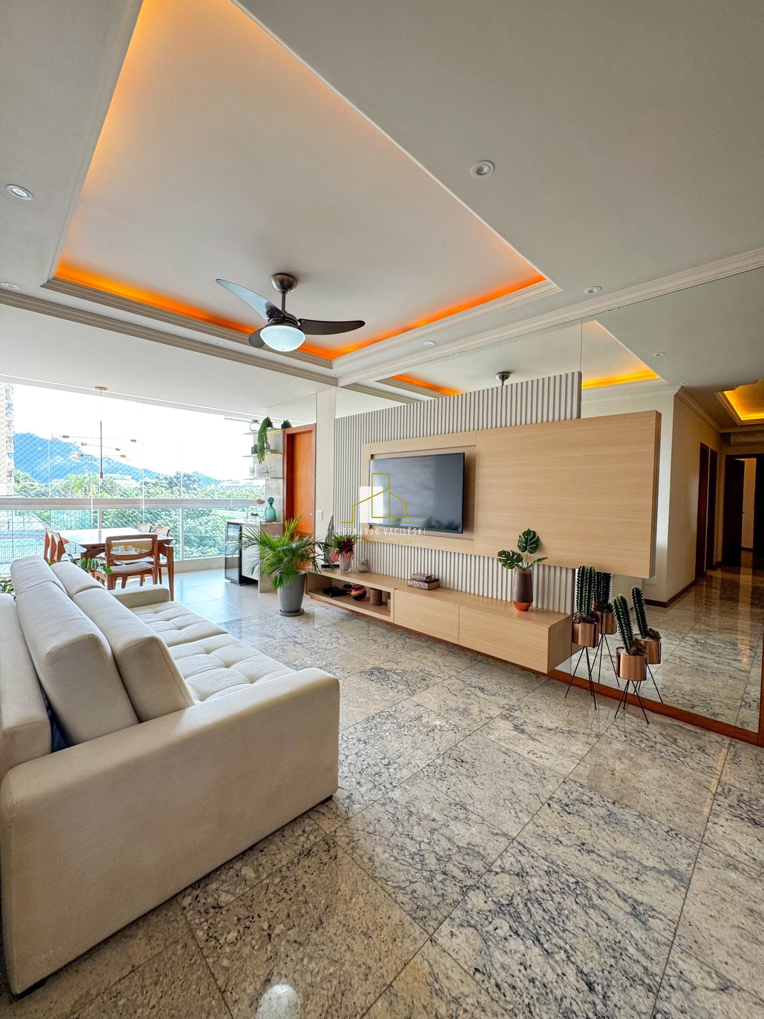 Apartamento, 3 quartos, 142 m² - Foto 1