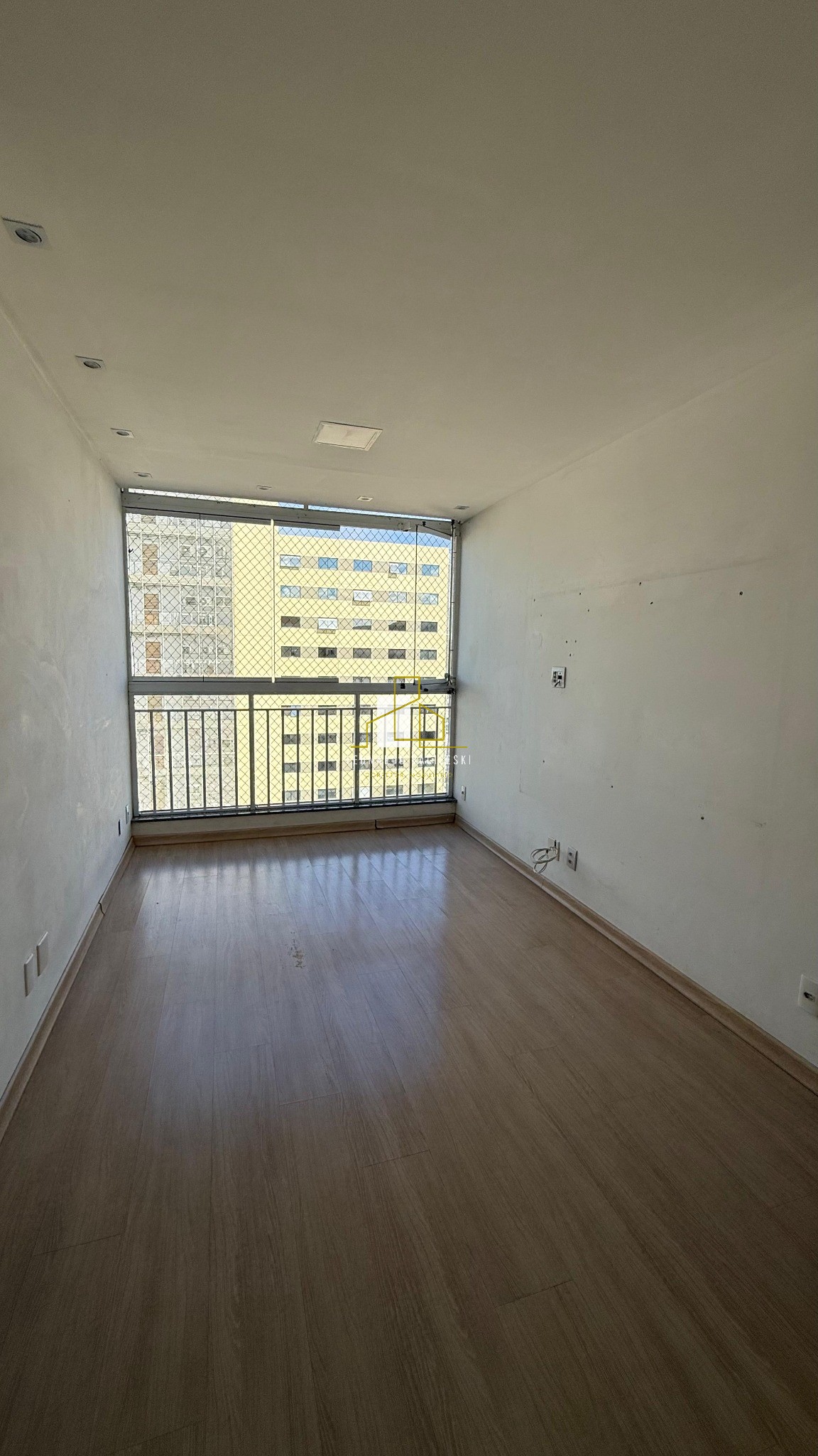 Apartamento à venda com 2 quartos, 55m² - Foto 2