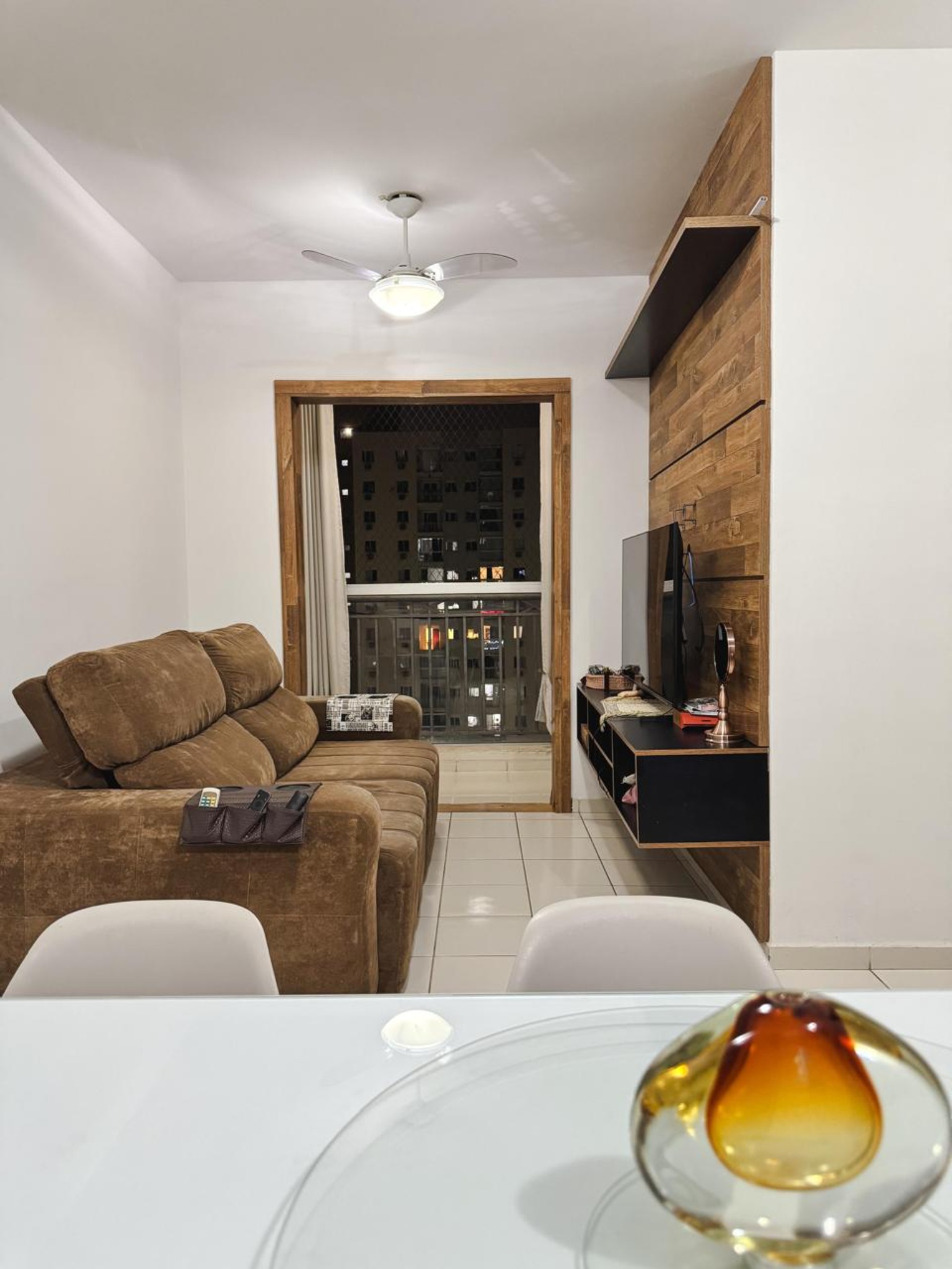 Apartamento à venda com 2 quartos, 60m² - Foto 1