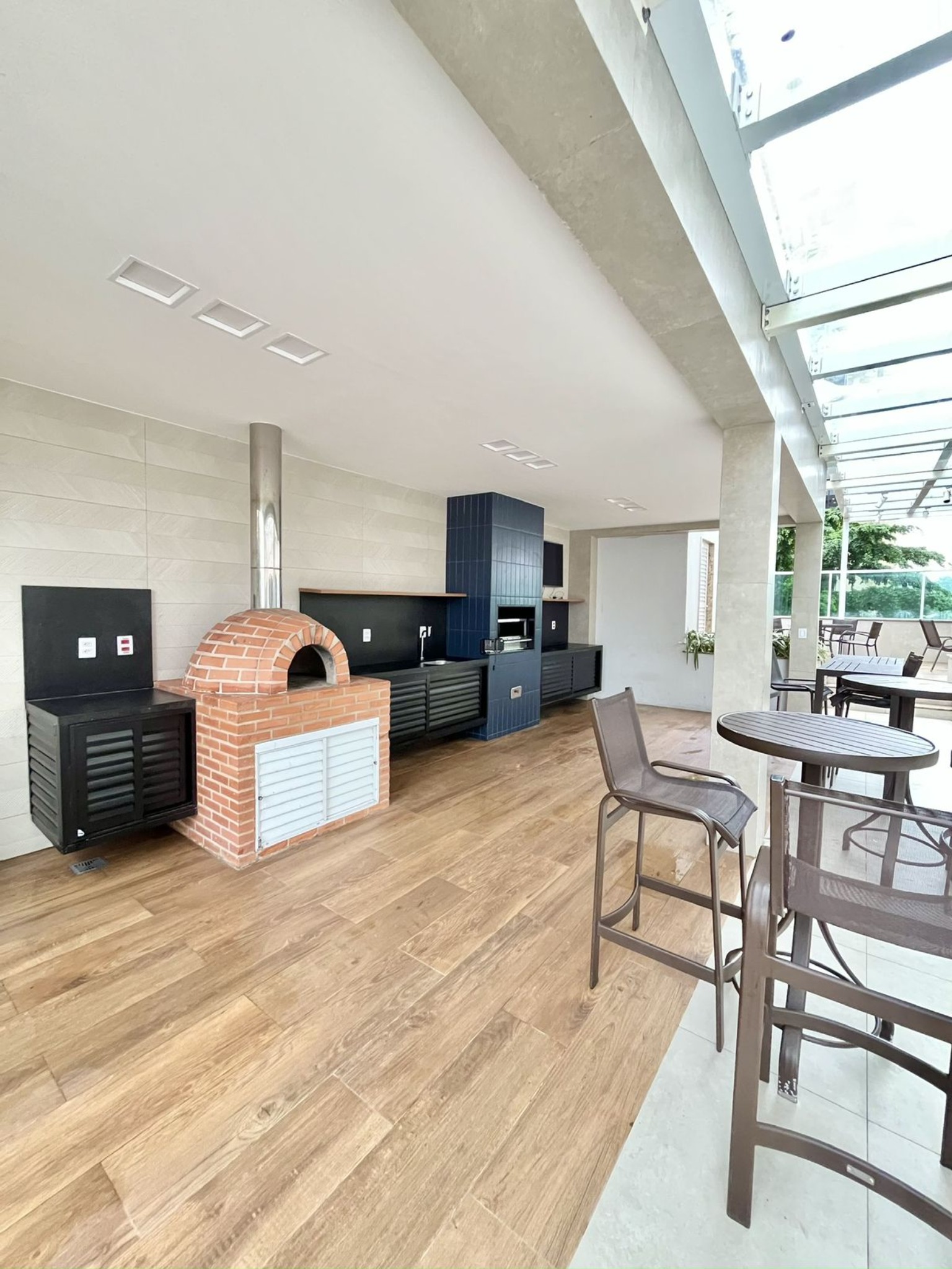 Apartamento à venda com 3 quartos, 96m² - Foto 13