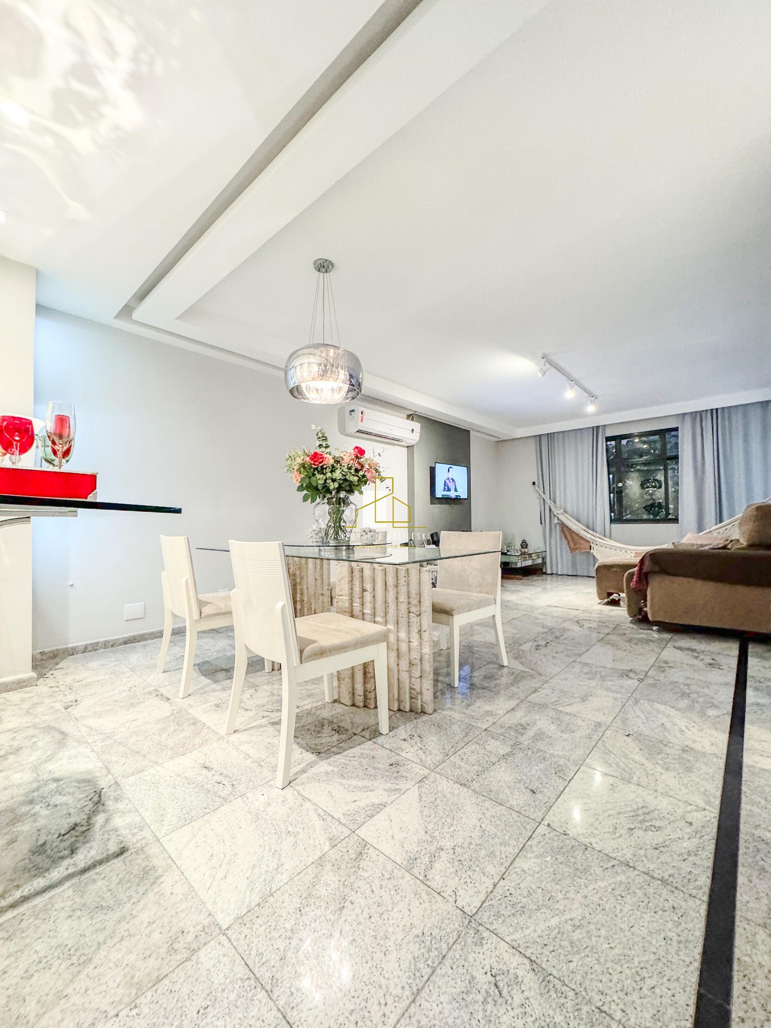 Apartamento, 4 quartos, 176 m² - Foto 2