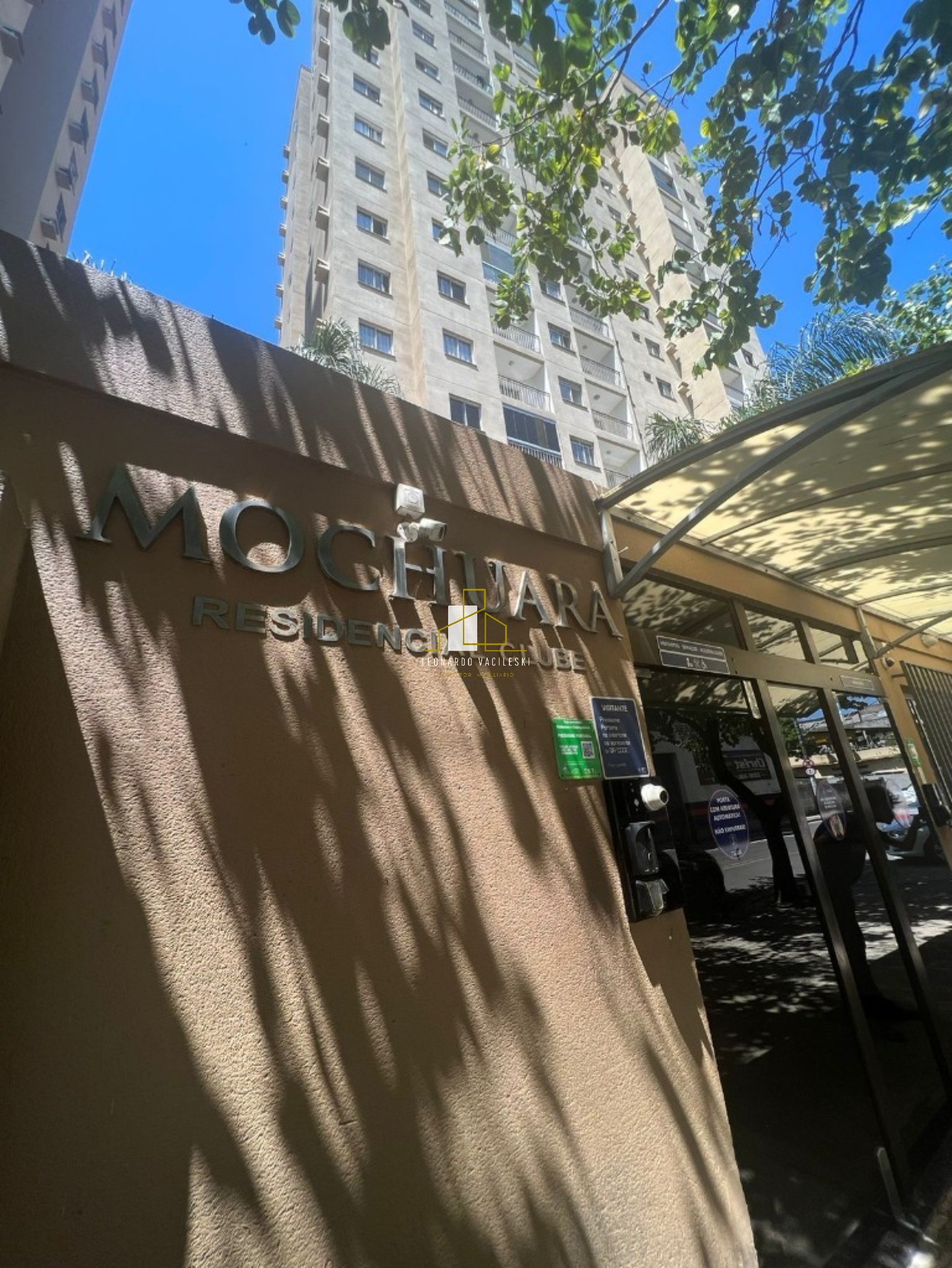 Apartamento à venda com 3 quartos, 67m² - Foto 2