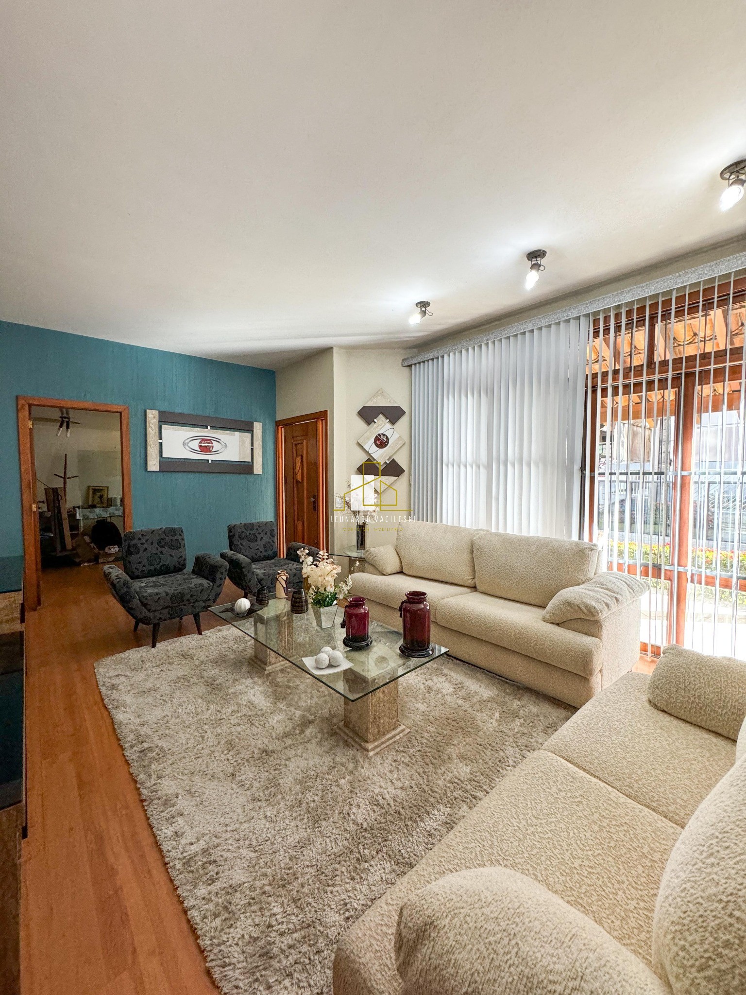 Casa à venda com 4 quartos, 308m² - Foto 7