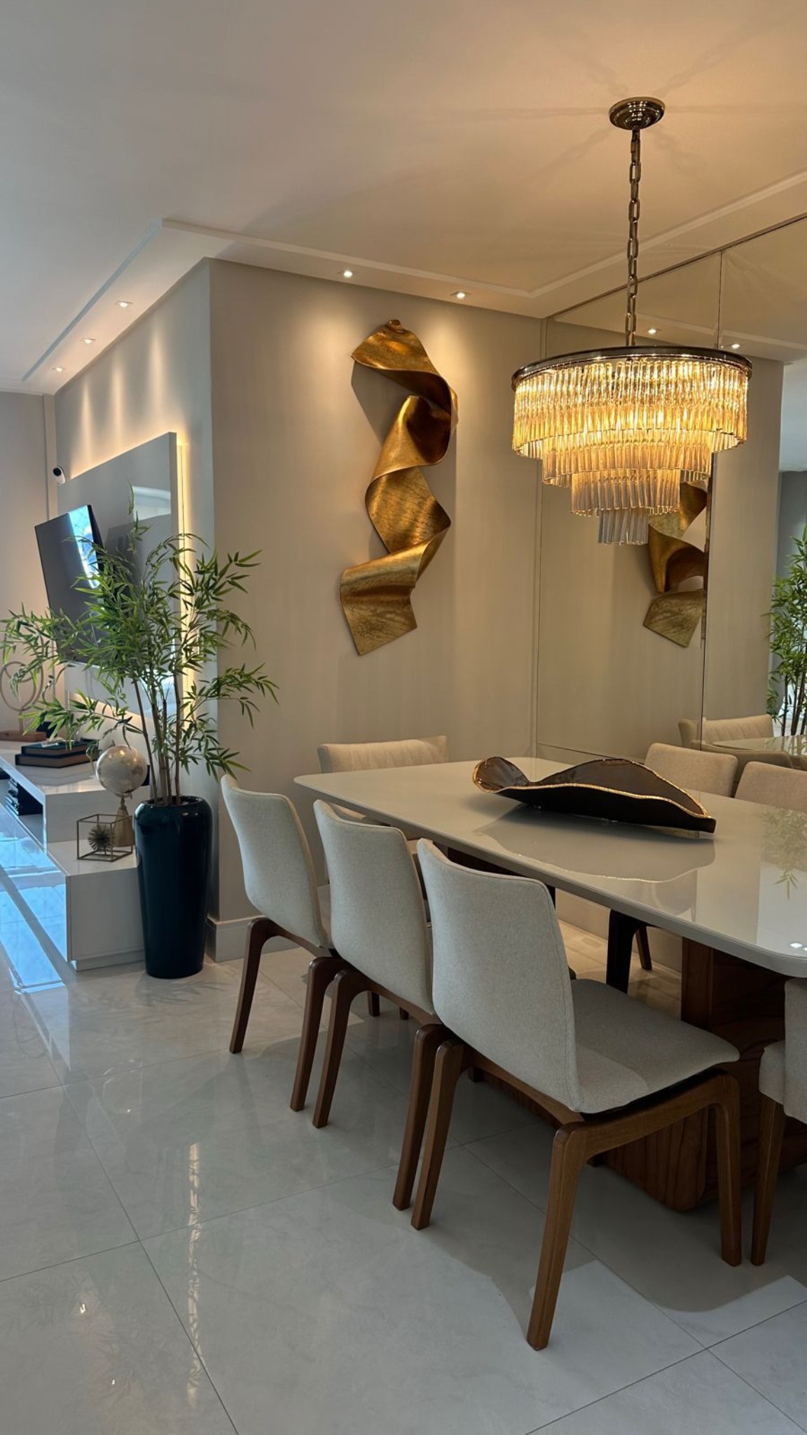 Apartamento, 3 quartos, 145 m² - Foto 2