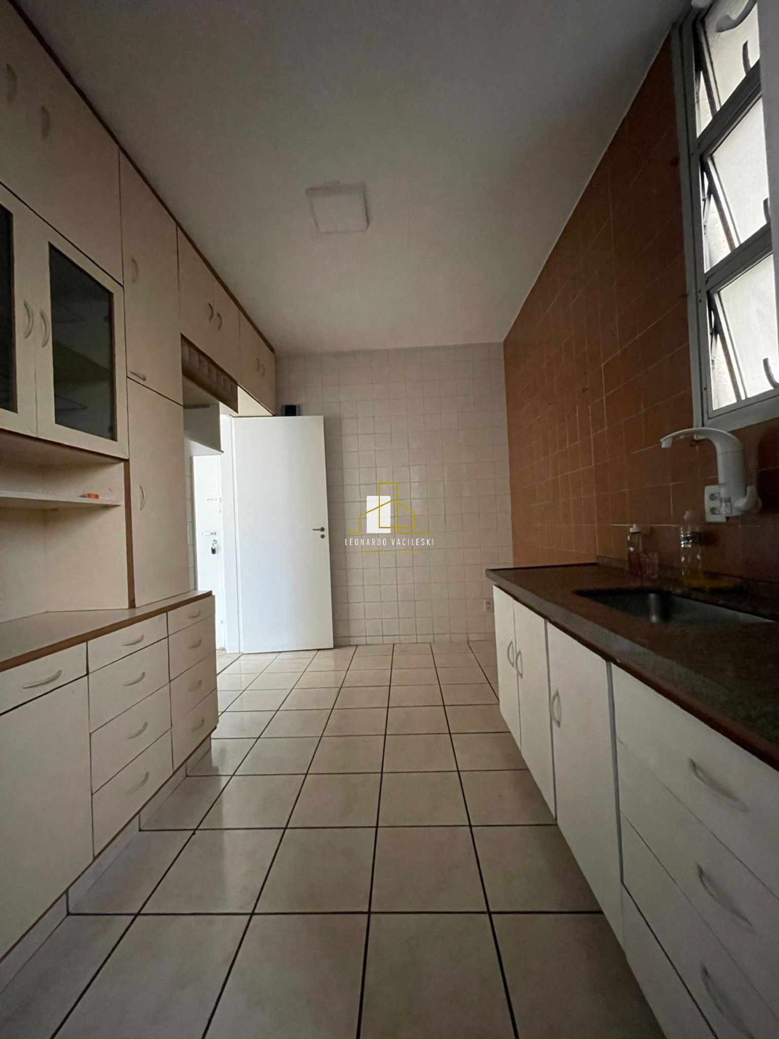 Apartamento à venda com 3 quartos, 70m² - Foto 5