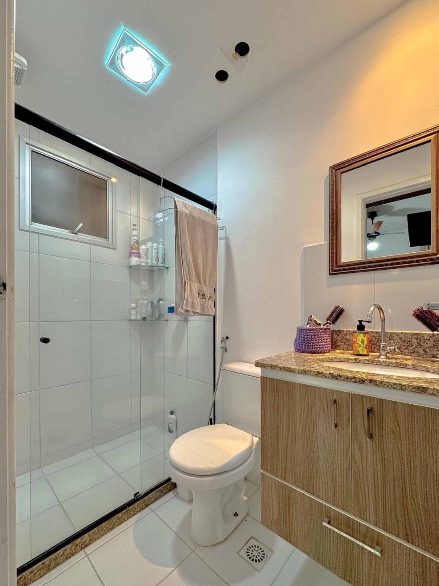 Apartamento à venda com 2 quartos, 60m² - Foto 32