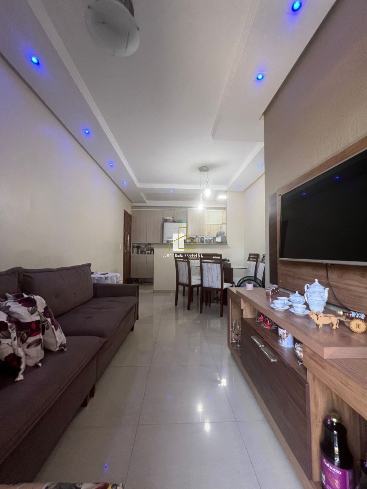 Apartamento à venda com 3 quartos, 67m² - Foto 4