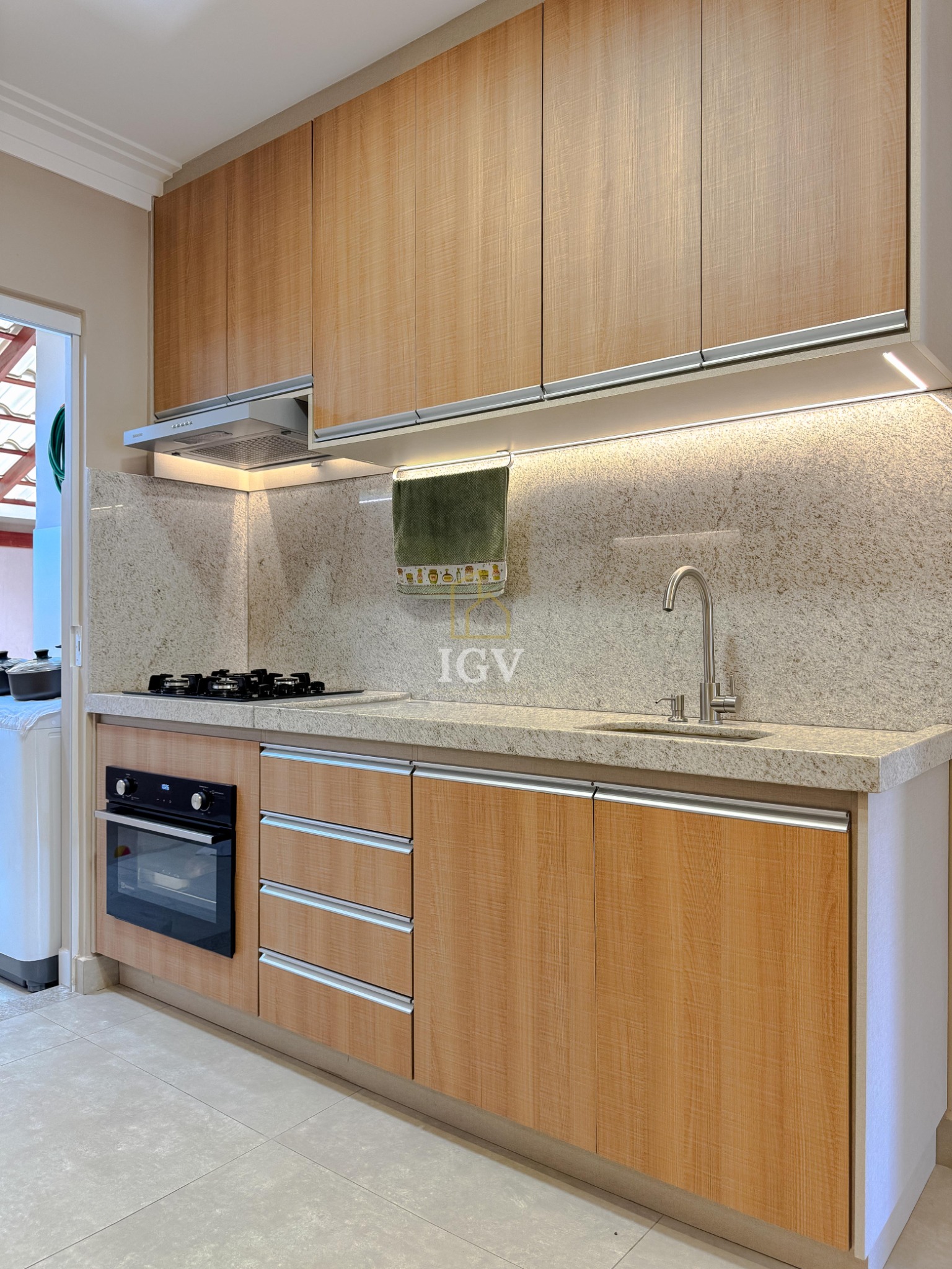 Casa à venda com 2 quartos, 187m² - Foto 8