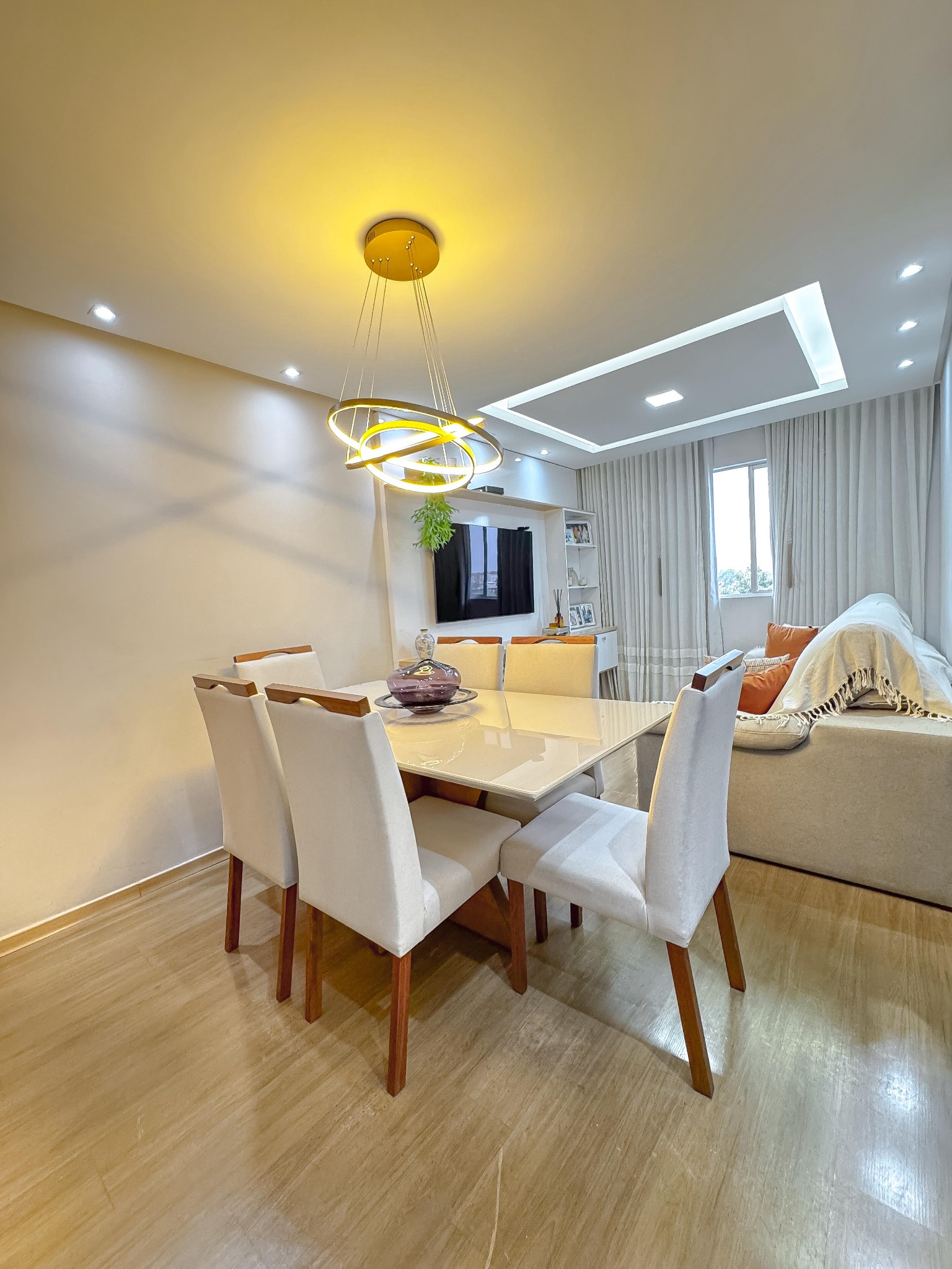 Apartamento à venda com 2 quartos, 54m² - Foto 1