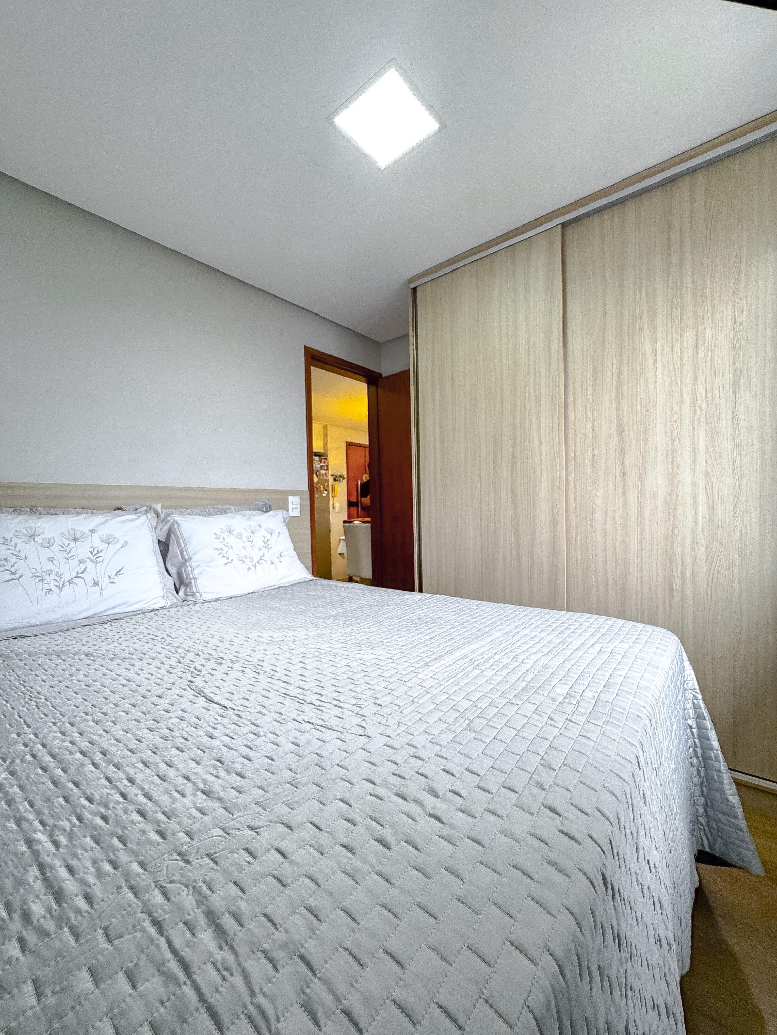 Apartamento à venda com 2 quartos, 54m² - Foto 10