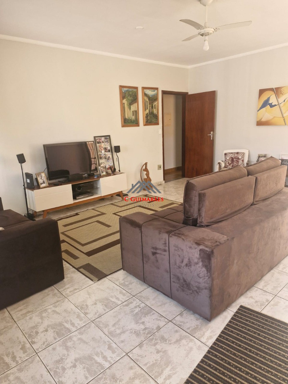 Casa, 3 quartos, 194 m² - Foto 1