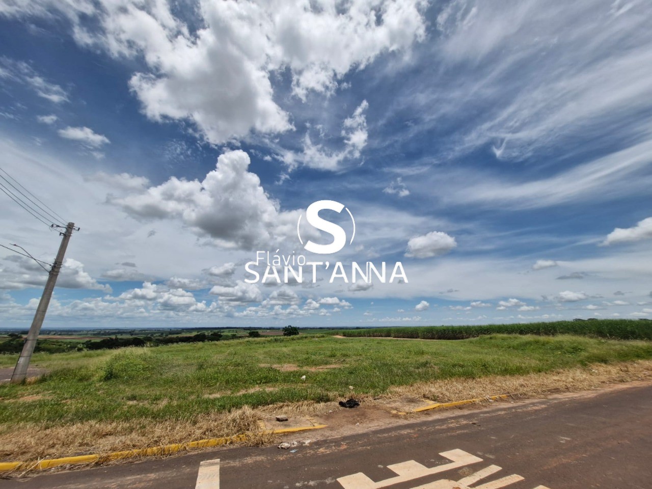 Loteamento e Condomínio, 1050 m² - Foto 2