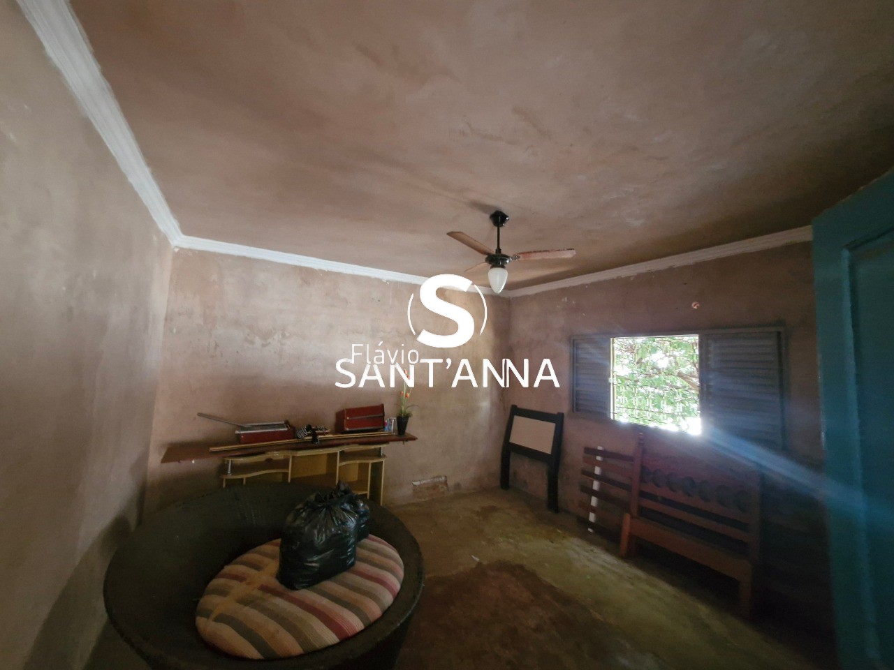 Vende-se casa no bairro jardim santa catarina em fernandópol