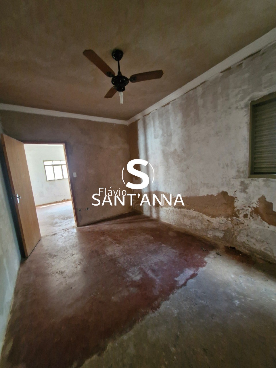 Vende-se casa no bairro jardim santa catarina em fernandópol