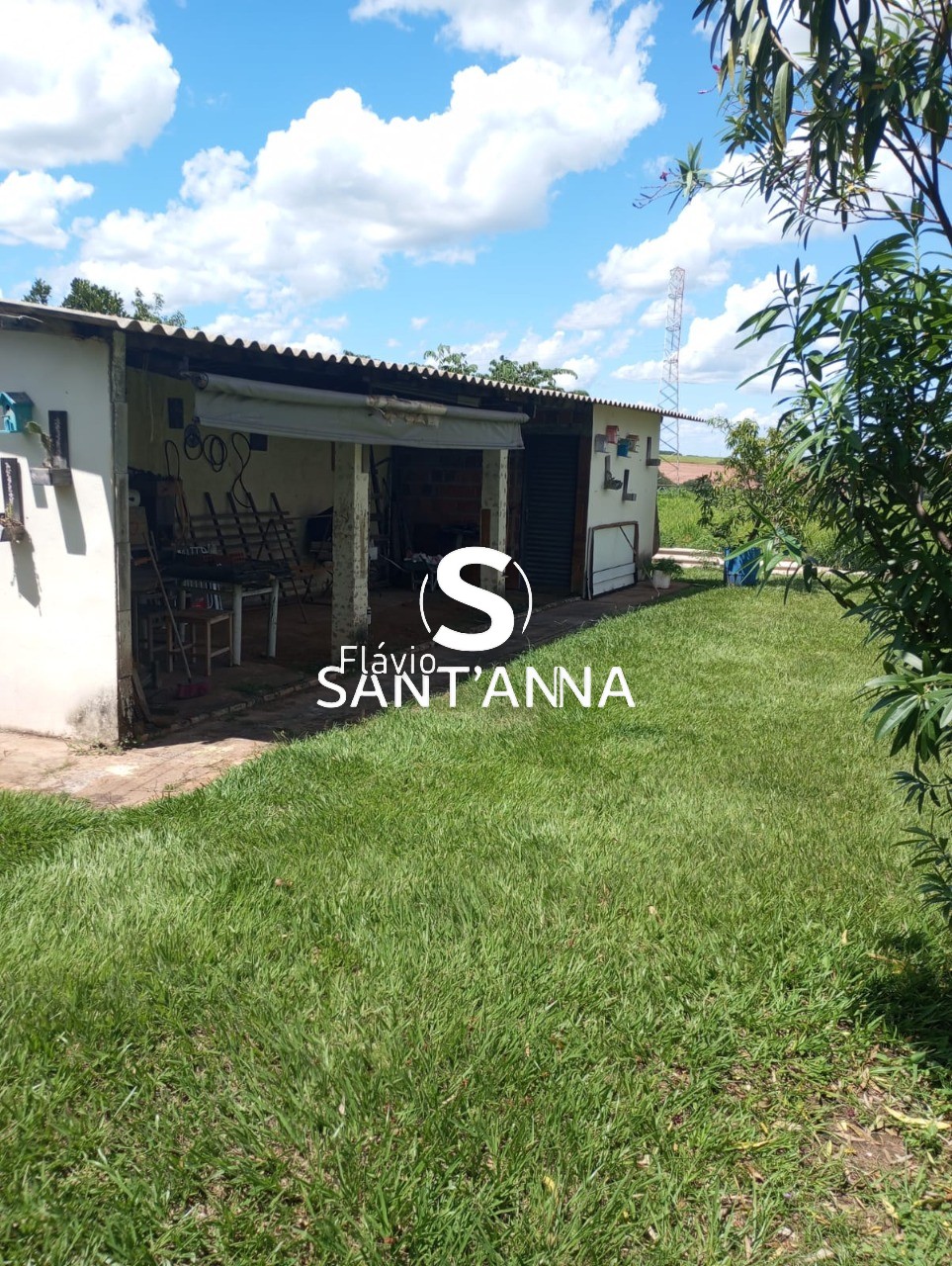 Chácara com excelente estrutura e localização privilegiada -