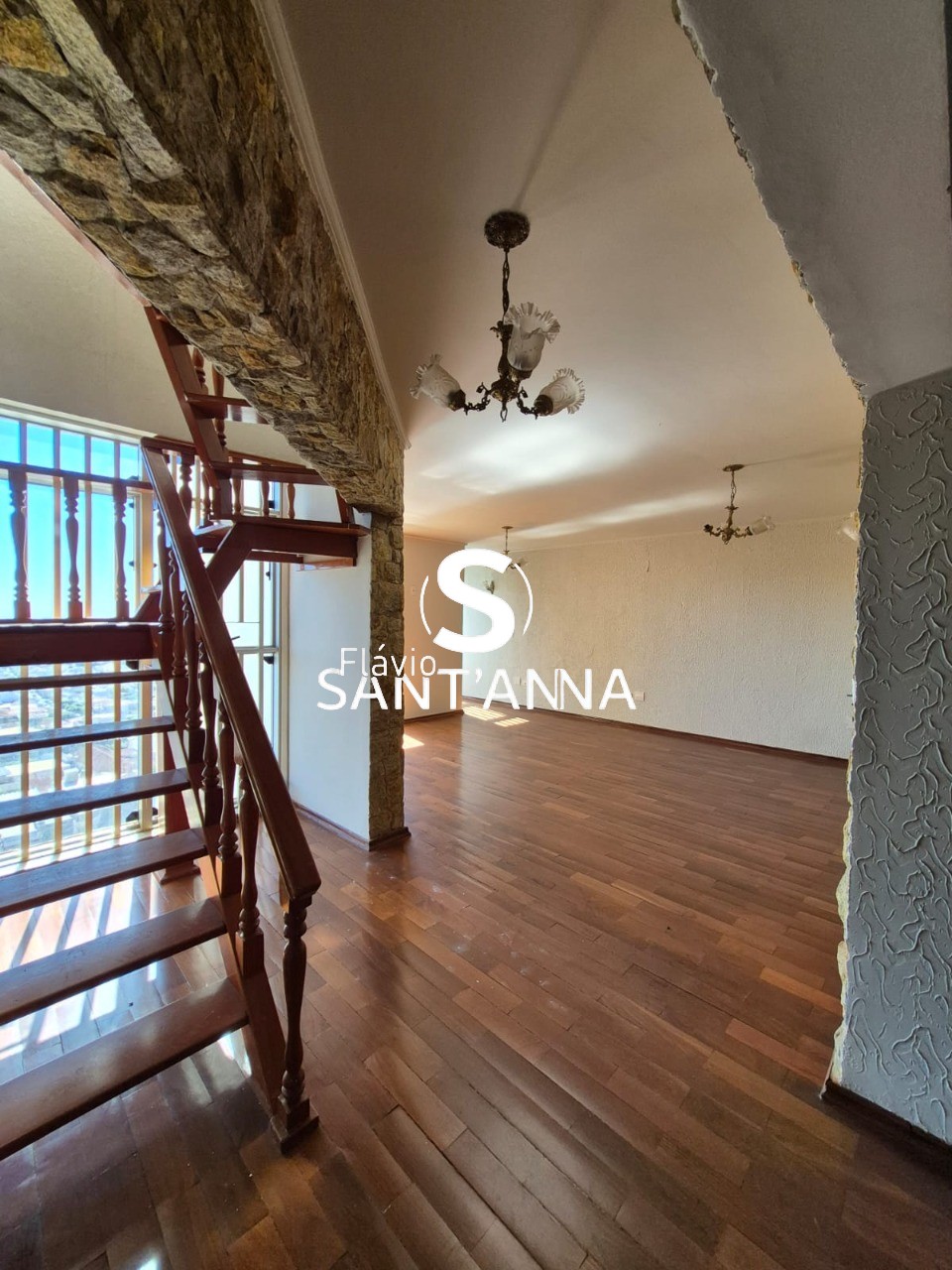 Cobertura, 3 quartos, 264 m² - Foto 1