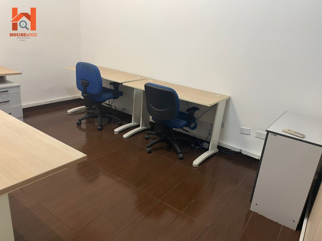 Prédio comercial para locação na saúde