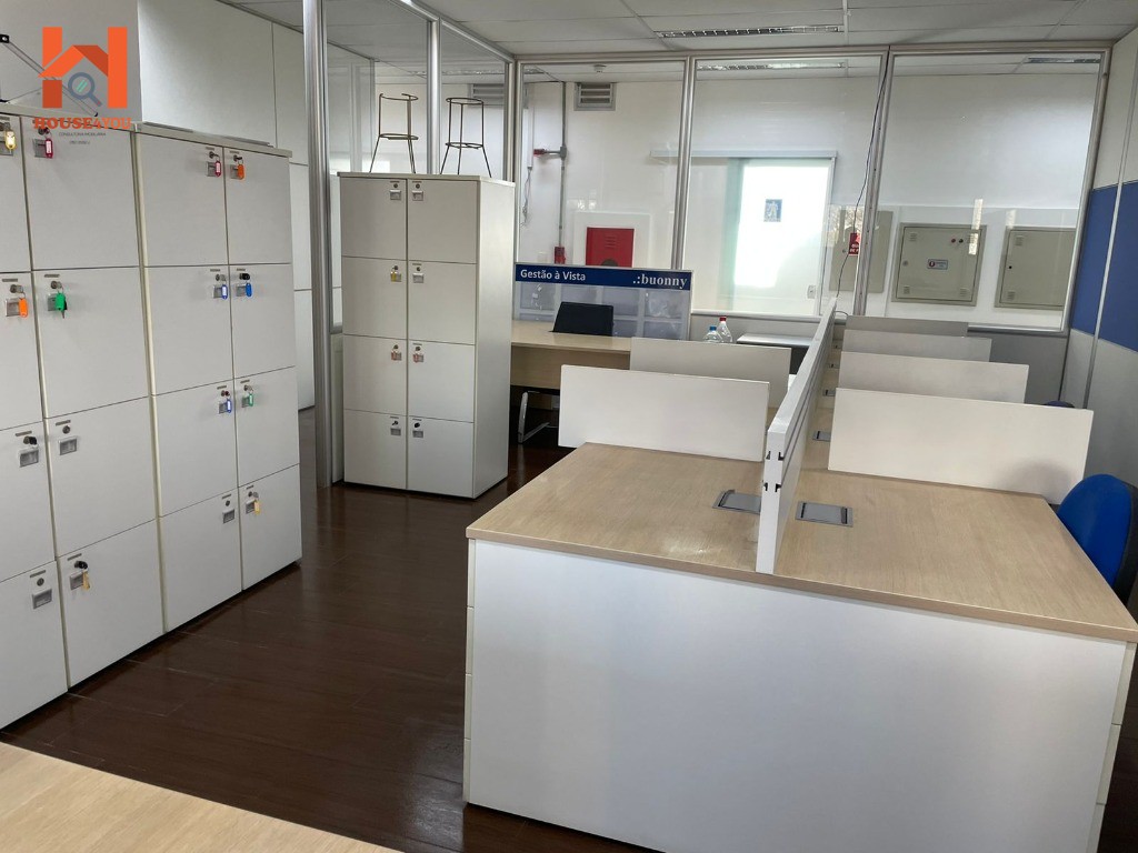Prédio comercial para locação na saúde
