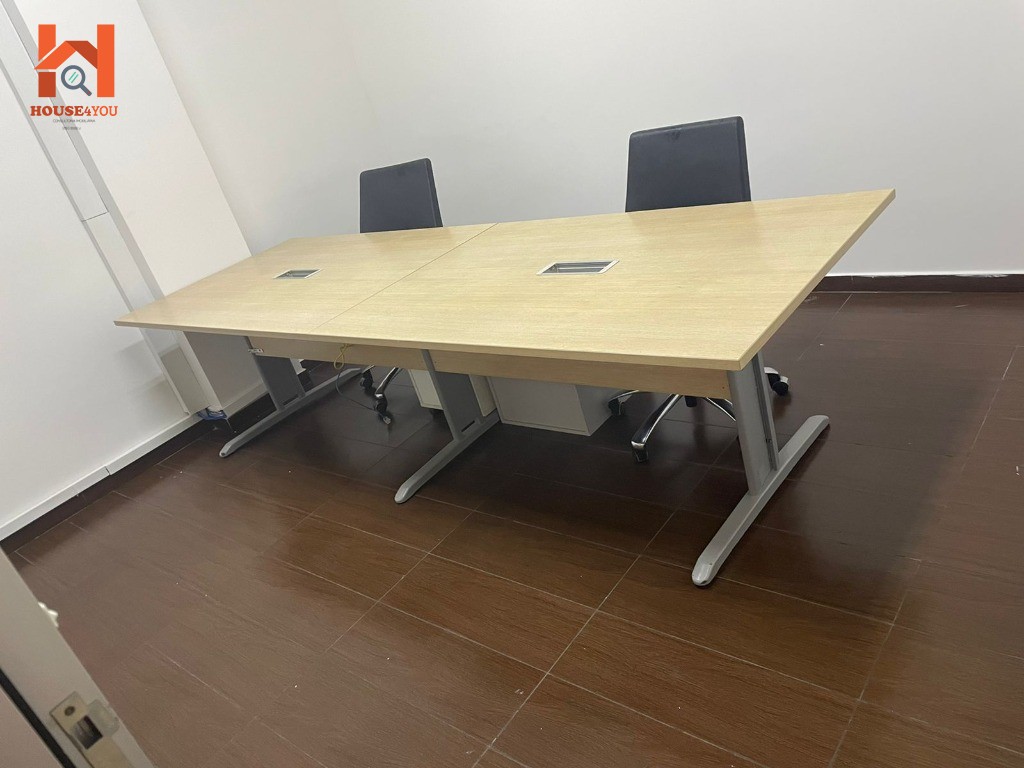 Prédio comercial para locação na saúde