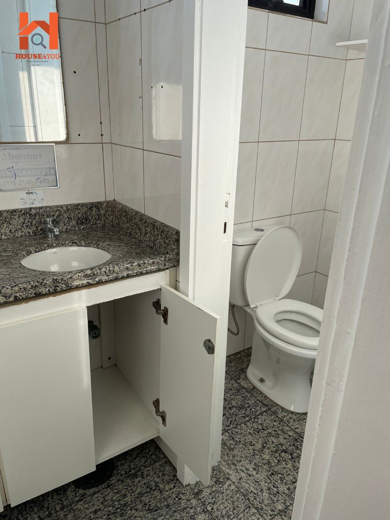 Prédio comercial para locação na saúde