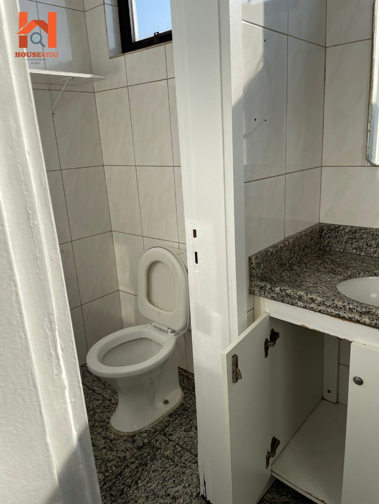 Prédio comercial para locação na saúde