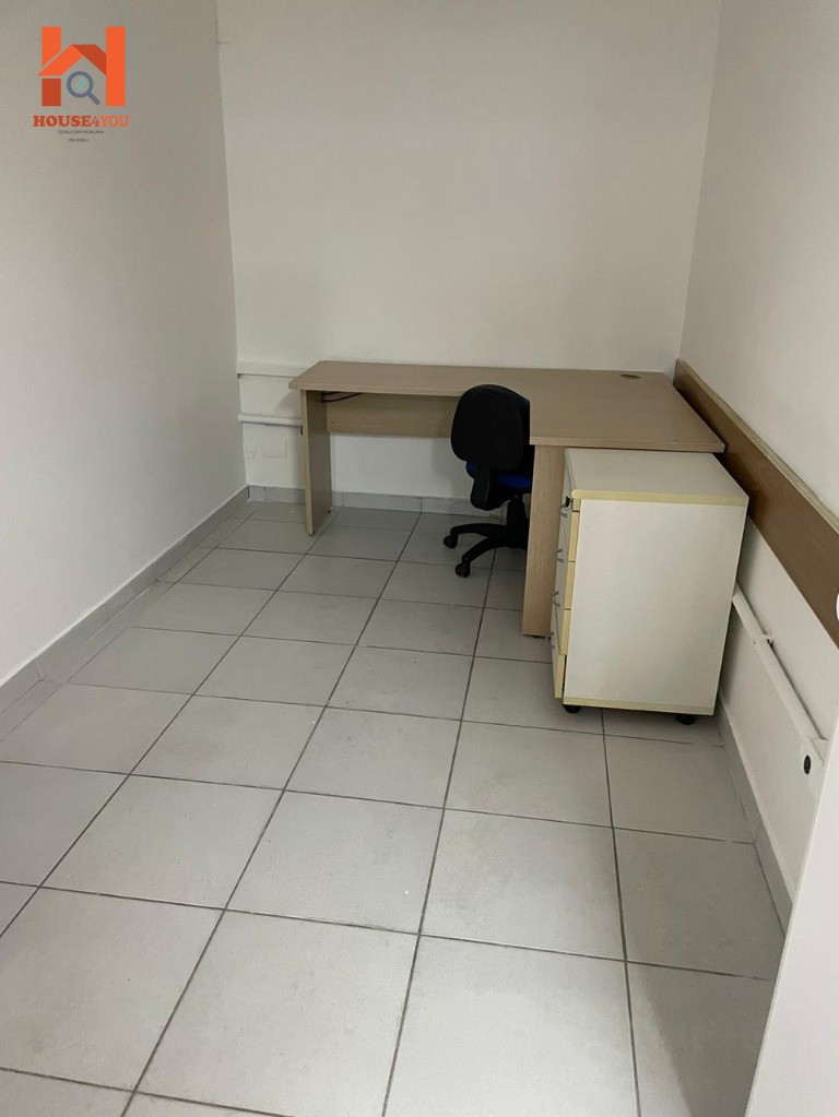 Prédio comercial para locação na saúde