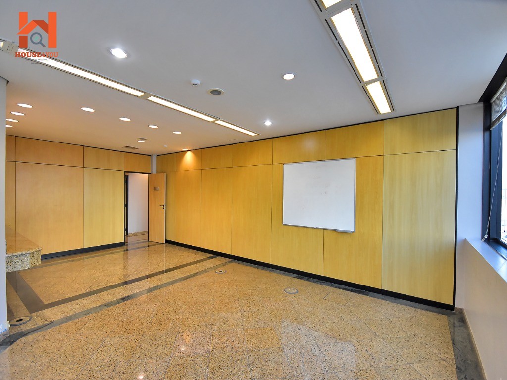 Excelente prédio comercial monousuário com auditório no bairro da luz