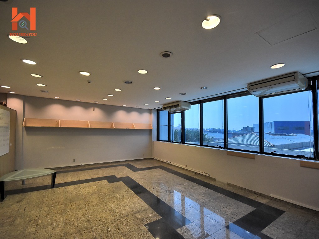 Excelente prédio comercial monousuário com auditório no bairro da luz