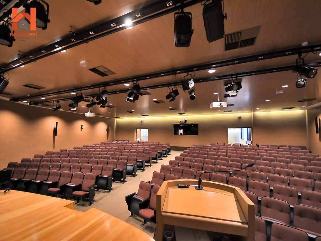 Excelente prédio comercial monousuário com auditório no bair