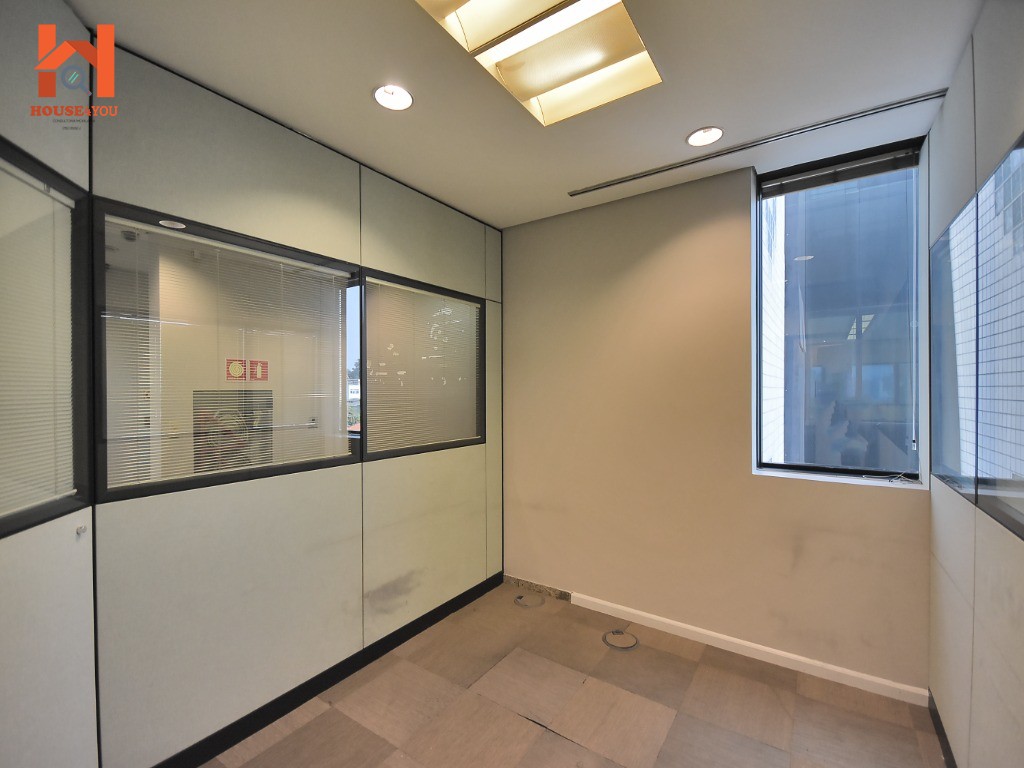 Excelente prédio comercial monousuário com auditório no bairro da luz
