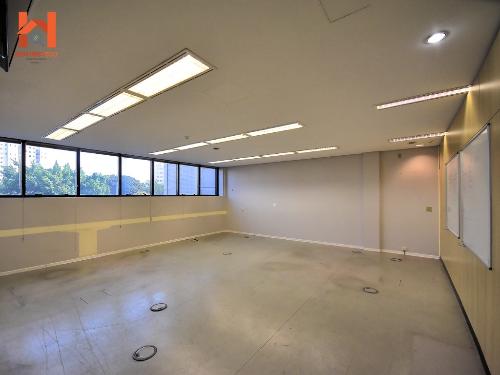 Excelente prédio comercial monousuário com auditório no bairro da luz
