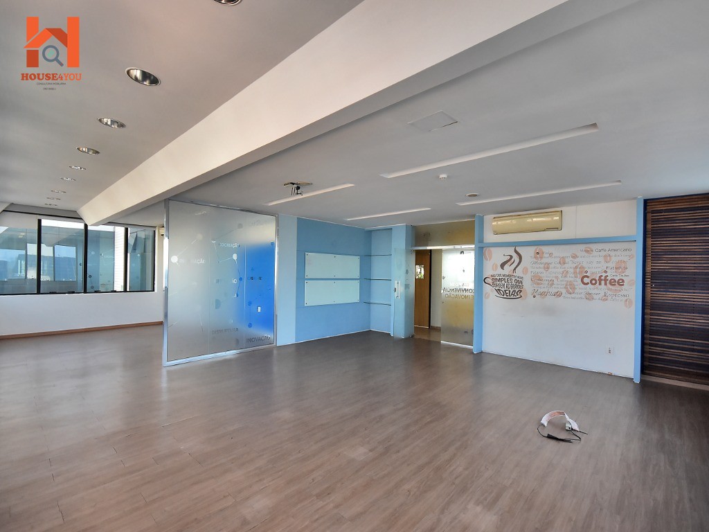 Excelente prédio comercial monousuário com auditório no bairro da luz