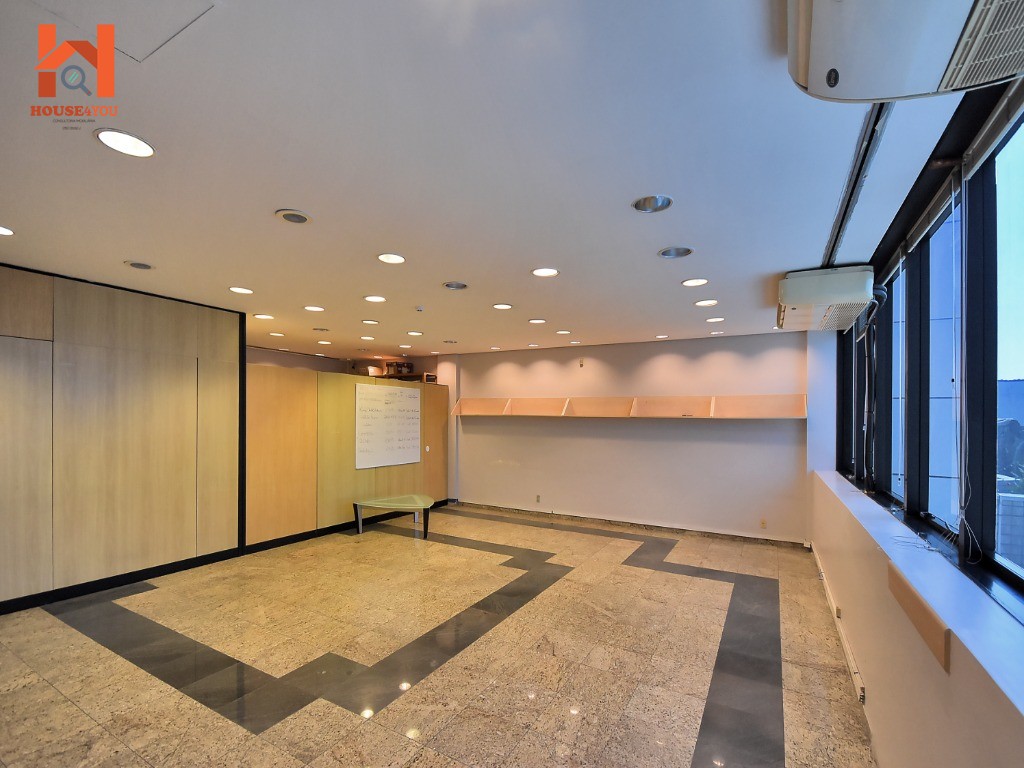 Excelente prédio comercial monousuário com auditório no bairro da luz