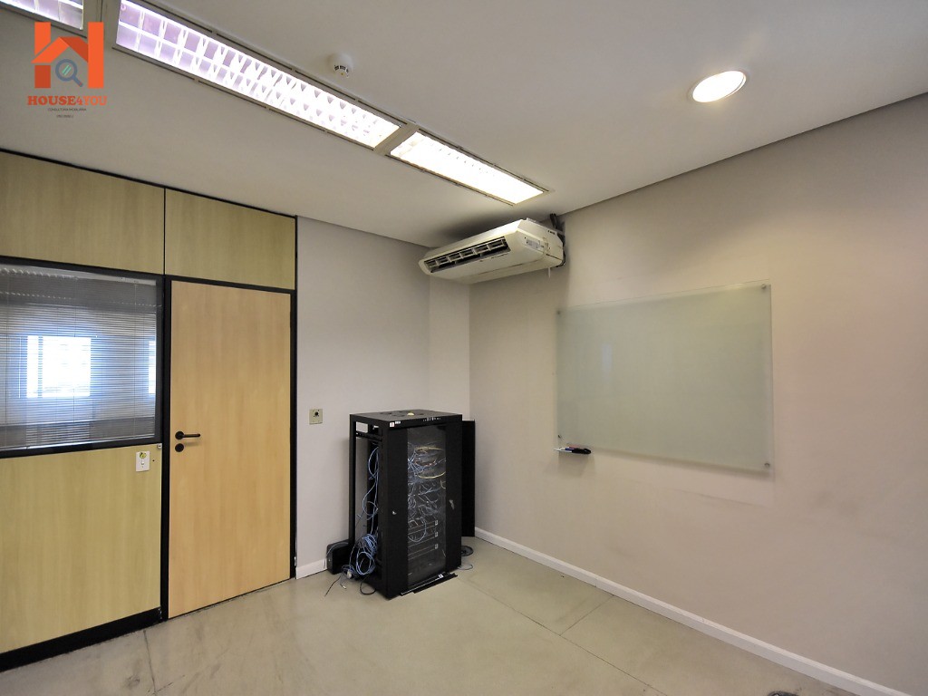 Excelente prédio comercial monousuário com auditório no bairro da luz