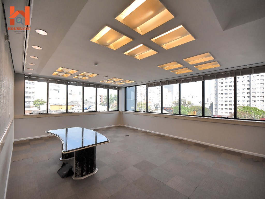 Excelente prédio comercial monousuário com auditório no bairro da luz