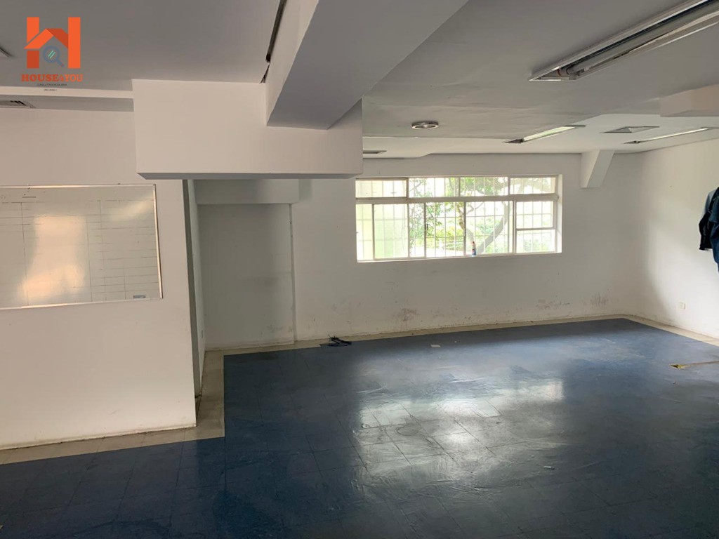 Casa Comercial para Locação ou Venda ideal para clínicas, escolas, escritórios de arquitetura, escritórios de advocacia, consulados
