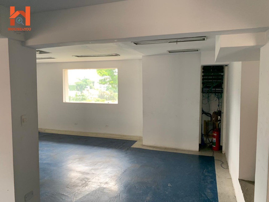 Casa Comercial para Locação ou Venda ideal para clínicas, escolas, escritórios de arquitetura, escritórios de advocacia, consulados