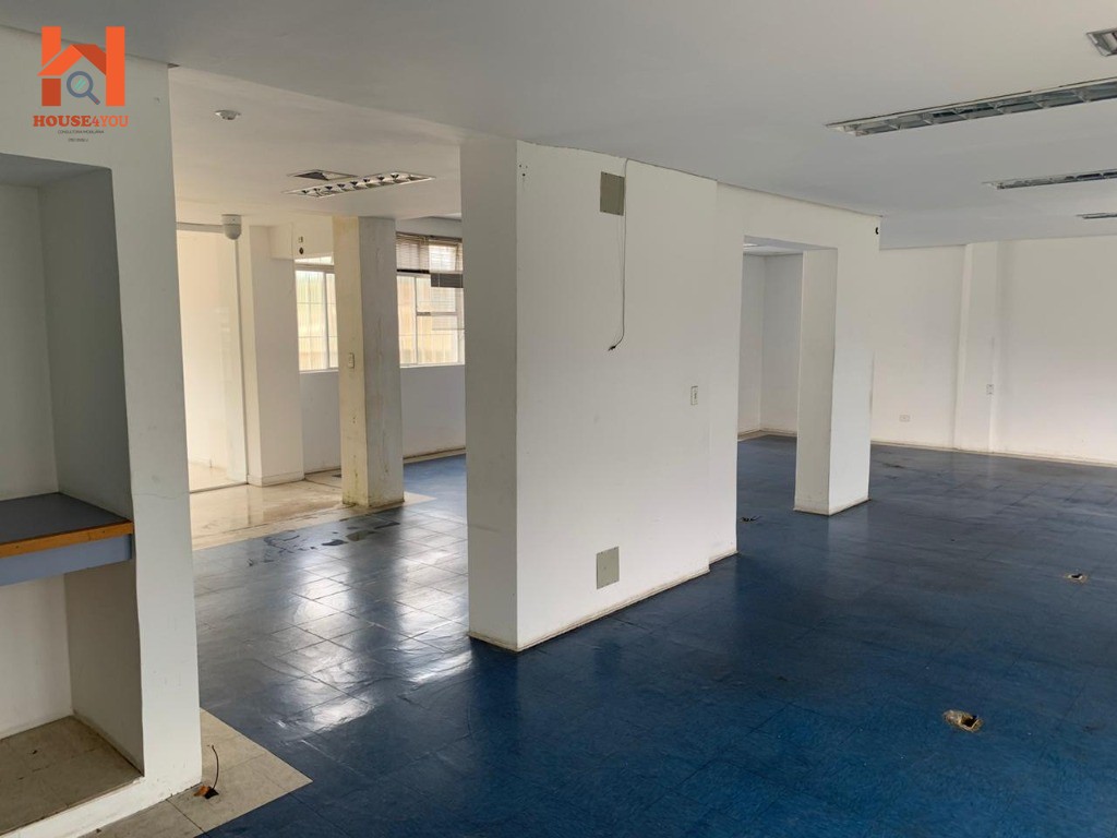 Casa Comercial para Locação ou Venda ideal para clínicas, escolas, escritórios de arquitetura, escritórios de advocacia, consulados
