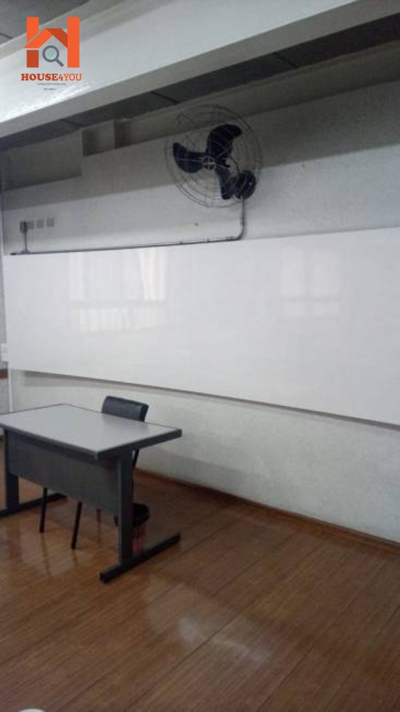 Prédio comercial, no bosque da saúde de 1.150m², ideal para 