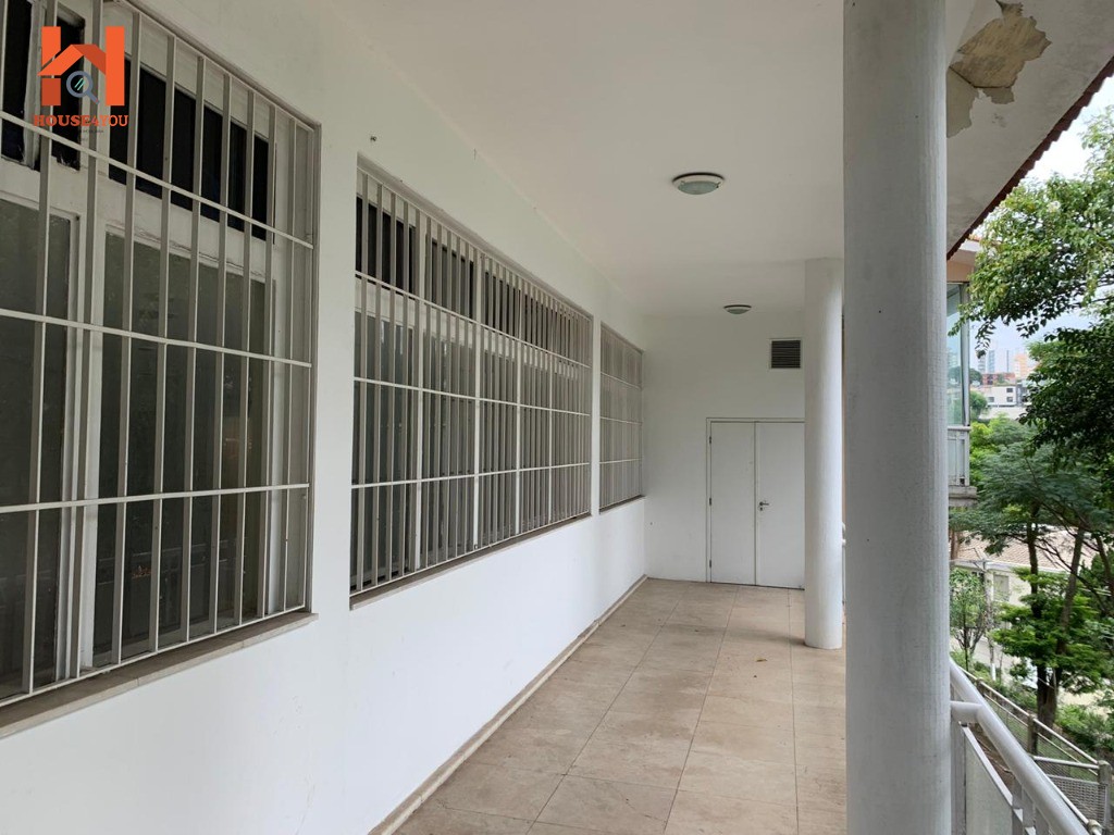 Casa Comercial para Locação ou Venda ideal para clínicas, escolas, escritórios de arquitetura, escritórios de advocacia, consulados