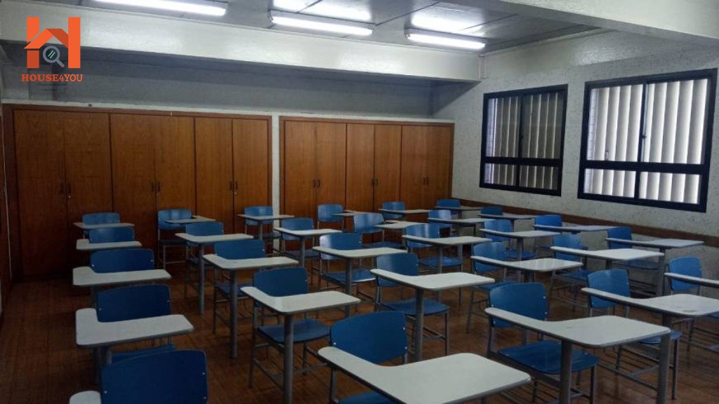 Prédio comercial, no bosque da saúde de 1.150m², ideal para 