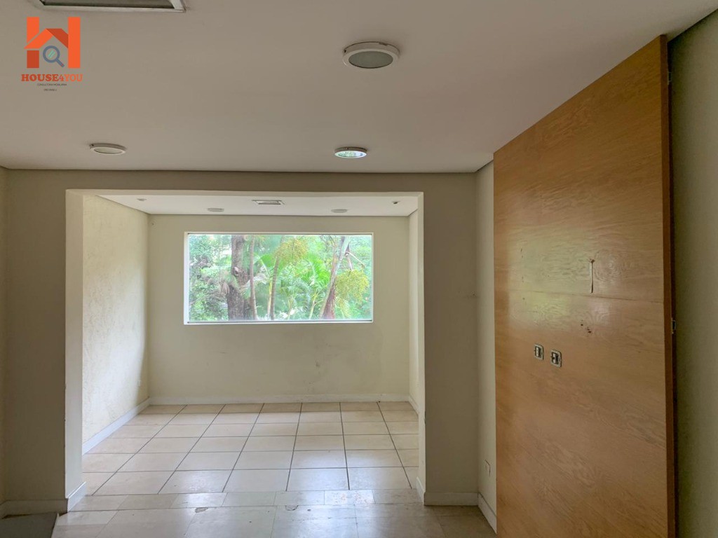Casa Comercial para Locação ou Venda ideal para clínicas, escolas, escritórios de arquitetura, escritórios de advocacia, consulados
