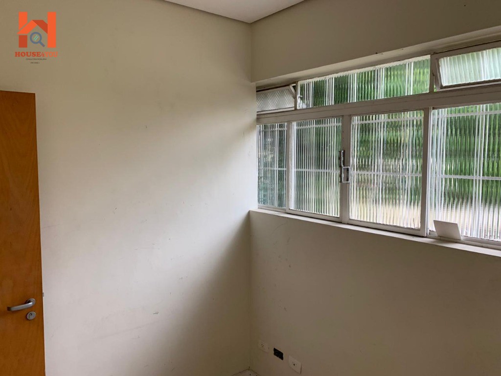 Casa Comercial para Locação ou Venda ideal para clínicas, escolas, escritórios de arquitetura, escritórios de advocacia, consulados