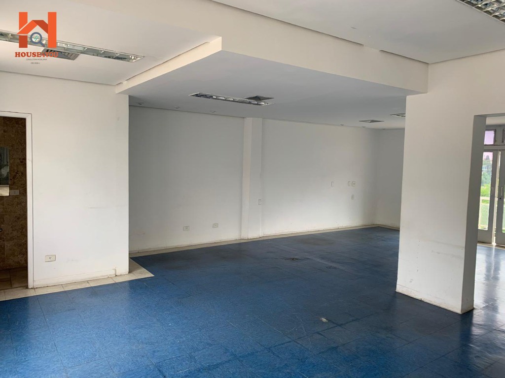 Casa Comercial para Locação ou Venda ideal para clínicas, escolas, escritórios de arquitetura, escritórios de advocacia, consulados